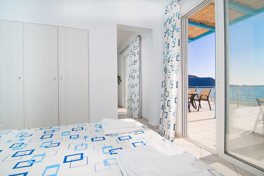 Skinos Apartments And Studios 플라키아스 외부 사진