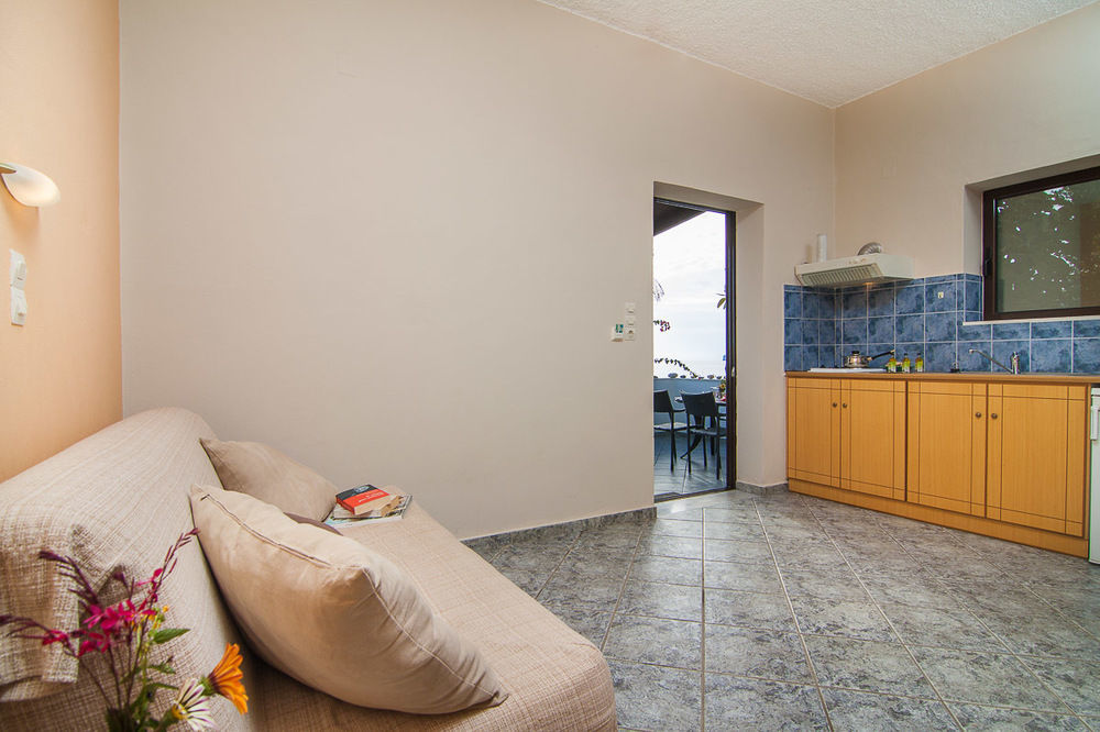 Skinos Apartments And Studios 플라키아스 외부 사진